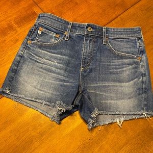 AG Hailey cut-off ex-boyfriend Jean short in 27.